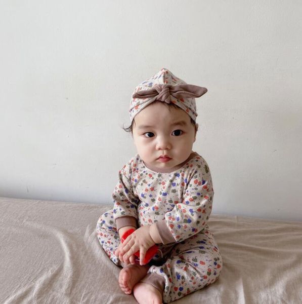 

clothing sets 2021 boys girls 3 pcs set floral t shirt +long pants+hat cotton autumn fashion babys pajama suits 6-24 month oa136, White