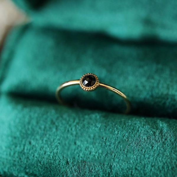 

original natural black crystal opening adjustable ring retro niche design personality simple and cold style ladies jewelry cluster rings, Golden;silver