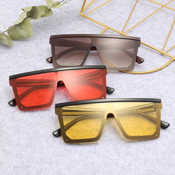 

sunglasses large square frame for men and women fashion street snap, White;black