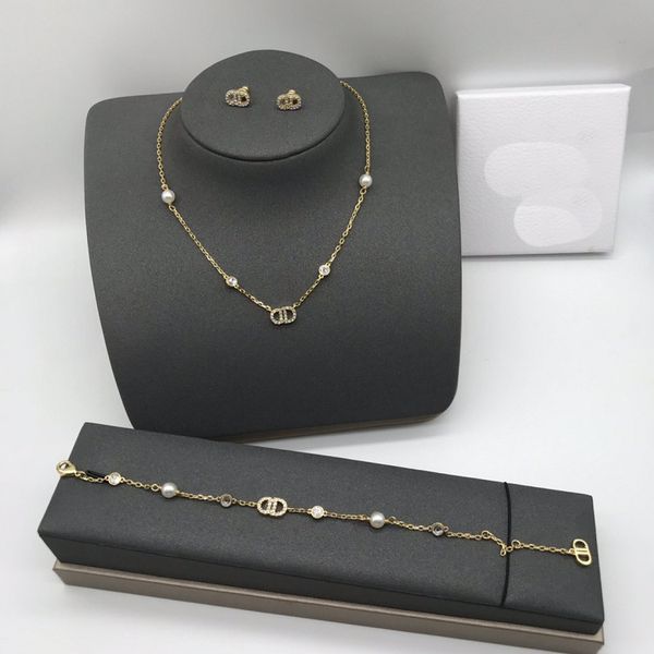 

special offer designer jewelry new letter pearl necklace bracelet earrings clavicle chain m6kd, Silver