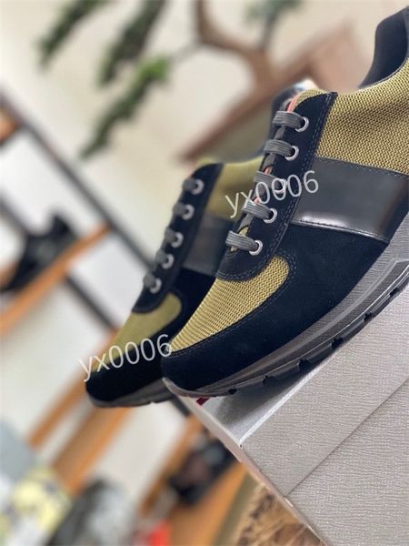 

2022 fashion men shoe designer women leather lace up platform oversized sole sneakers white black mens womens luxury velvet suede casual xg2, Red;white