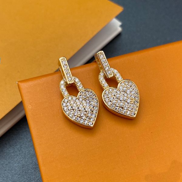

fashion luxury earring have stamp studs for women classic letters love diamond 925 silver needle party gift, Golden;silver