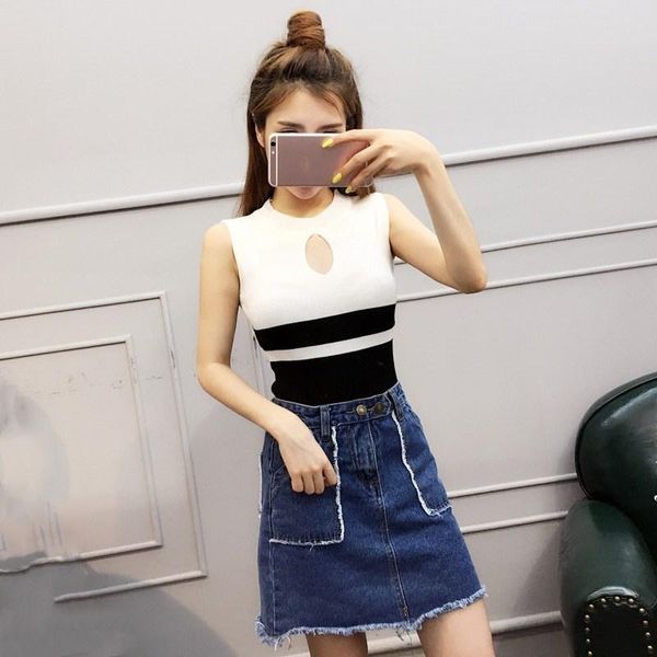 

women's vests fashion 2021 spring summer women sweater knitted sleeveless o-neck slim button casual sweaters, Black;white
