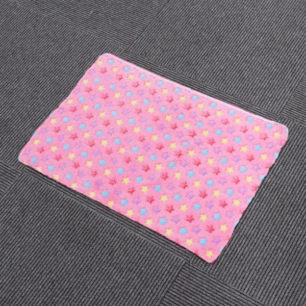 

comfortable pet dog cat blanket cushion for sleeping playing resting 40x60cm ) kennels & pens