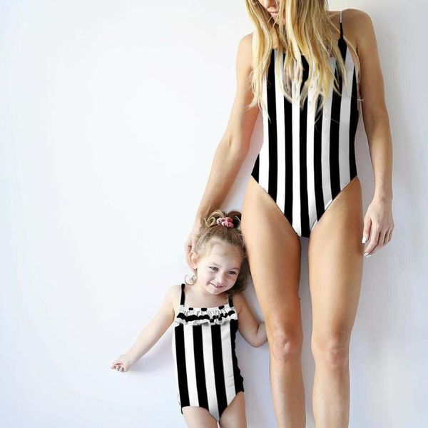 

bikinis set family matching swimwear mother daughter women kids one piece bikini beach suit beachwear bathing biquini xl