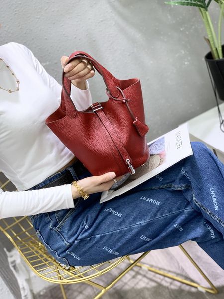 

luxury handbags 2021h new head layer lychee grain leather bucket fashionable portable vegetable basket women's bag 9sl8 3ihs 6710