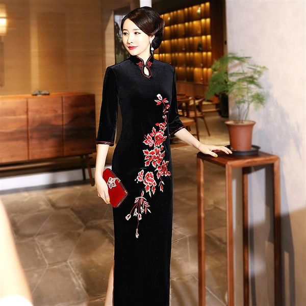

black velvet embroidered chinese vintage cheongsam water droplets collar women costume female oriental style long sleeve qipao ethnic clothi, Red