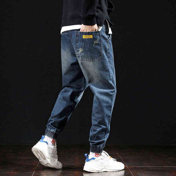 

spring 2021 and autumn stitching large loose casual harlan jeans legged men's trend elastic versatile, Blue