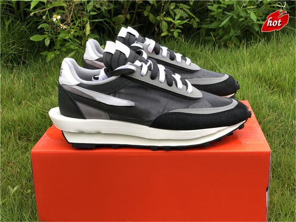 

2021 sacai x ldwaffle black white nylon pine green varsity blue red purple wolf grey ld waffle men women sports shoes sneakers