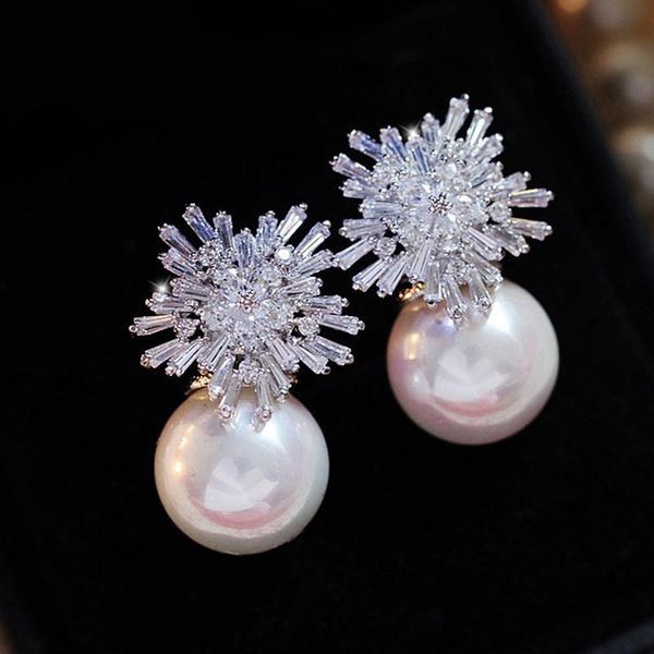 

stud fashion snowflake crystal pearl earrings for women's alloy rhinestone wedding jewelry couple christmas gift, Golden;silver