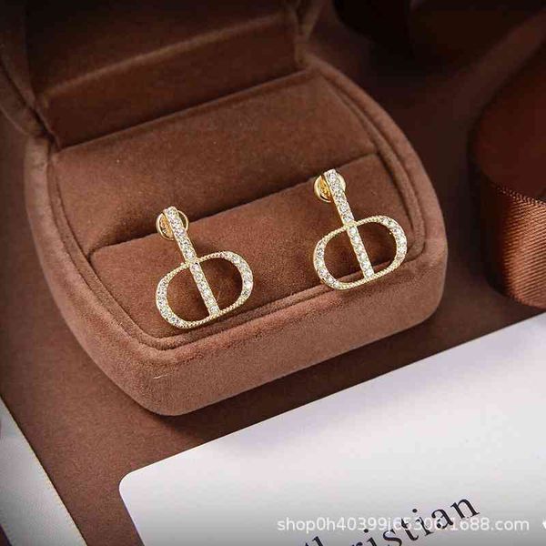 

75% off outlet online family letter earrings pearl advanced sense fashion simple earrings female brass material 925 silver needle, Golden