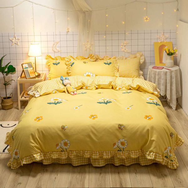 

moulting four piece set of korean bedsheets lotus lace moulting machine skirt pastoral style three or bedding