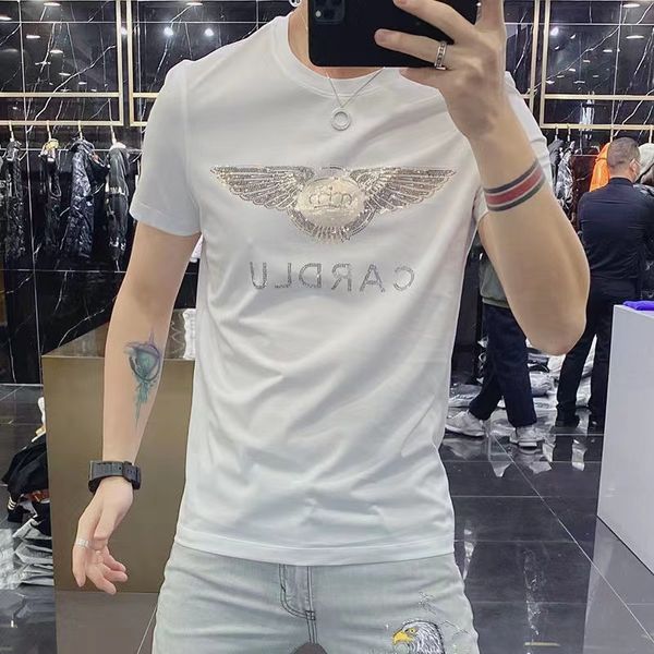 Camisetas masculinas Hot Diamond Applique Fashion Brand Letter Priting Design 2022 Summer New Tee Cotton Mercerized Respirável Slim Fino Manga Curta Top Black White M-4XL