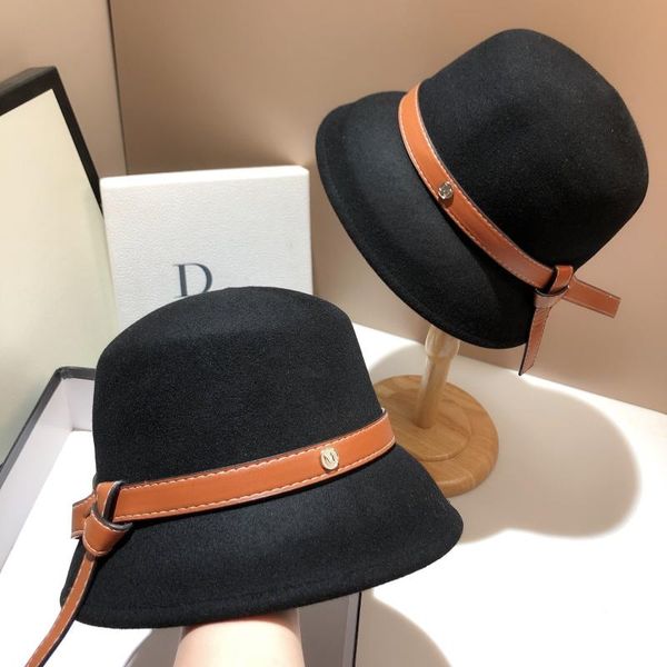 

stingy brim hats hepburn style wool thick warm small lampshade hat fashion european and american belt asymmetric woolen, Blue;gray