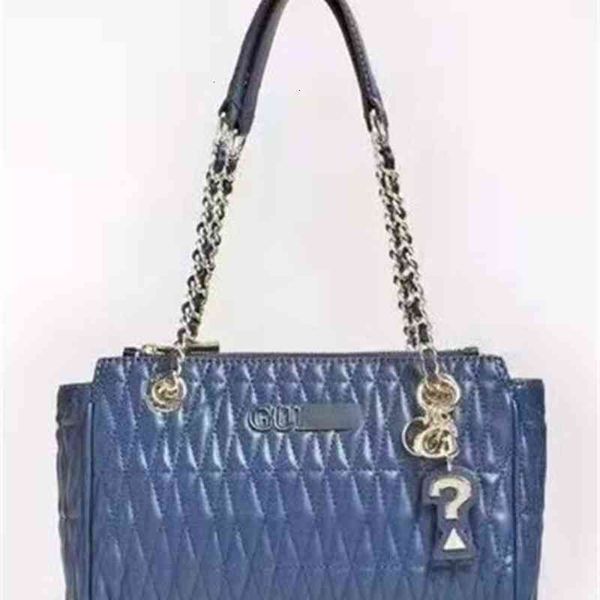 

2021 new gussbag embroidered lattice bubble fold shopping women's single shoulder pendant chain