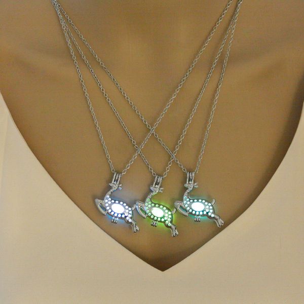 Leuchtende Tier-Hirsch-Halskette, versilbert, für Damen, hohl, leuchtend blau, grün, Anhänger, Halskette, leuchtet im Dunkeln, Schmuck, Geschenke