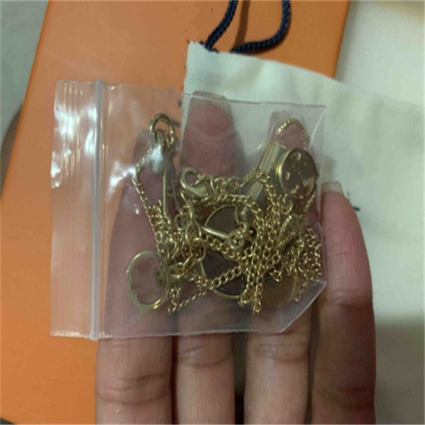 

fashion pendant necklaces fashion necklace for man woman necklaces jewelry pendant highly quality with gift box, Silver