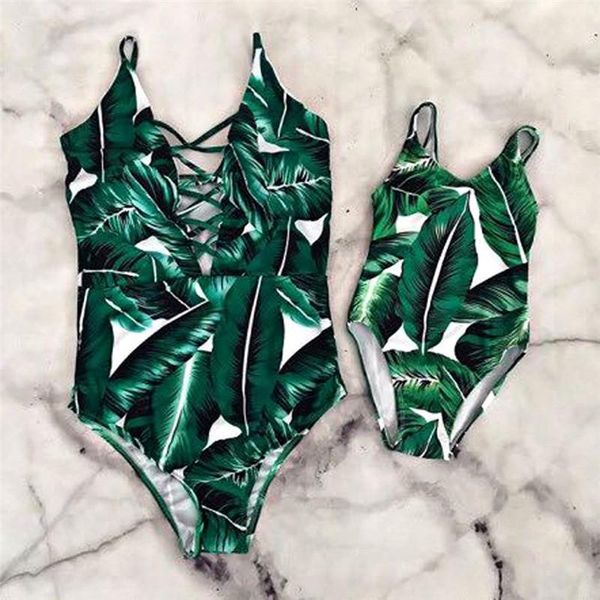 

one-piece suits family swimwear summer printed brazilian one piece monokinis 2021 mother daughter lovely beach swimsuit maillot de bain