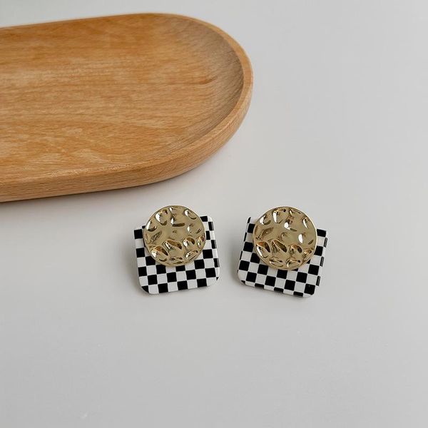 

stud fflacell korean 2021 fashion vintage checkerboard square metal earrings party for women girls, Golden;silver
