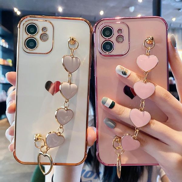 

cell phone pouches luxury plating side love heart wrist chain case for 12 mini 11 pro max x xs xr 7 8 plus se 2021 soft back cover