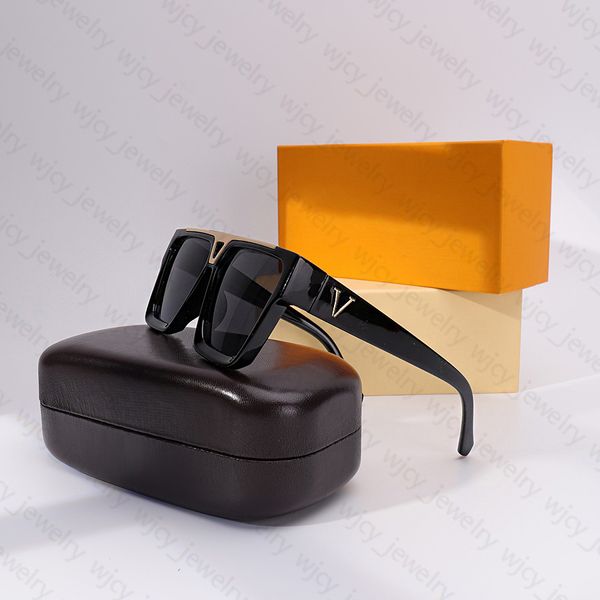 

Designer Sunglasses Fashion Summer Beach Glasses Full Frame Letter Rectangle Design for Man Woman 8 Optional High Quality