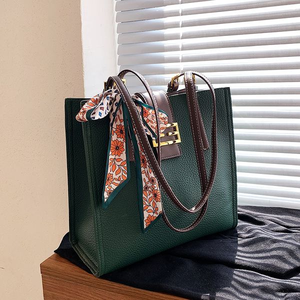 

80% off outlet store september high capacity tote bag silk scarf single shoulder women's bag new autumn handbag factory online sale, Black;red