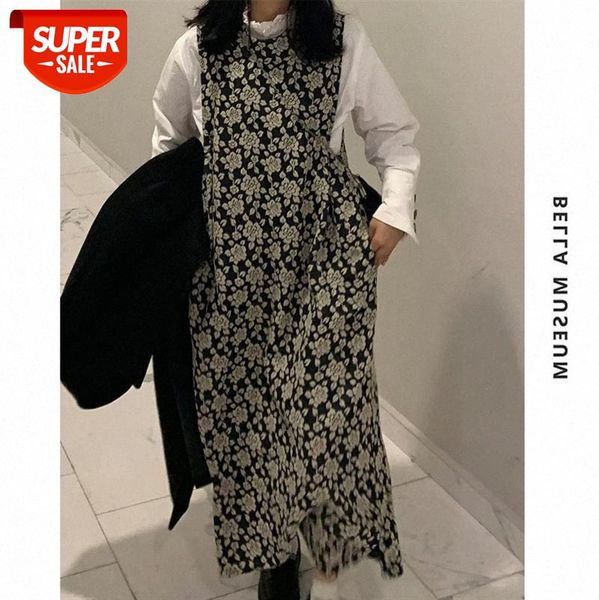 

[11.11 items] this issue of bi into b with a three-dimensional black and white flower half-collar base skirt long dress #y047, White;black