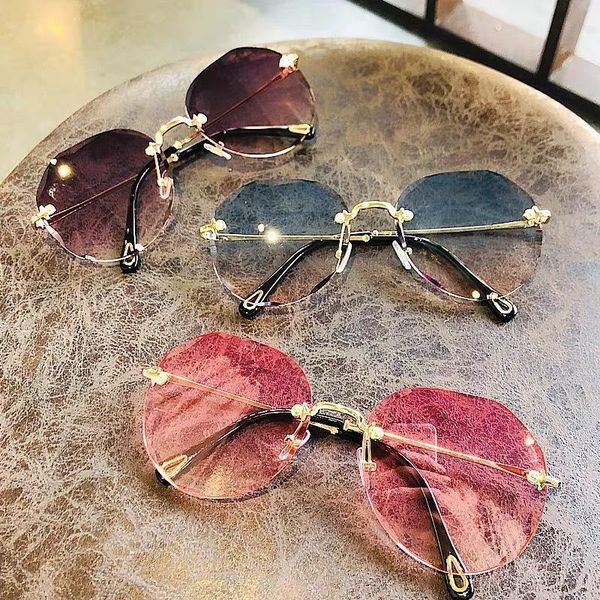 

sunglasses 2021 rimless polygon women men vintage gradient sun glasses alloy frame trend oversized shades uv400 eyewear, White;black