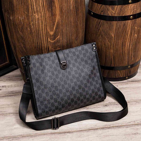 

handbags bags fashion korean men's single shoulder slant cross leather business leisure envelope briefcase, Black;red