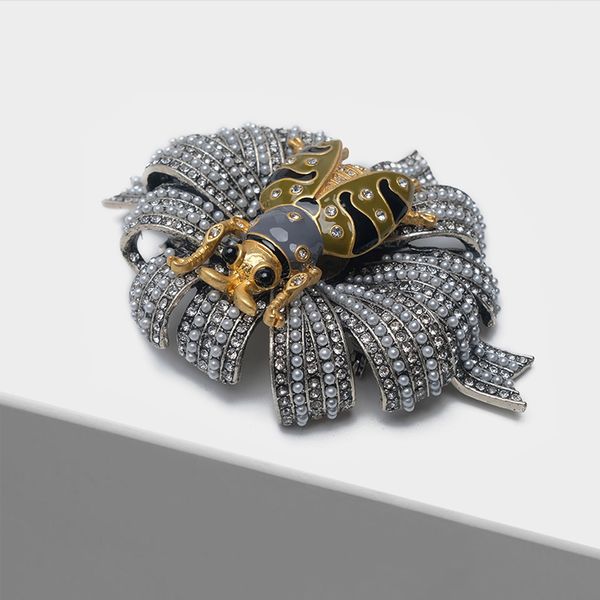 

amorita boutique beetle design retro insect brooch, Gray
