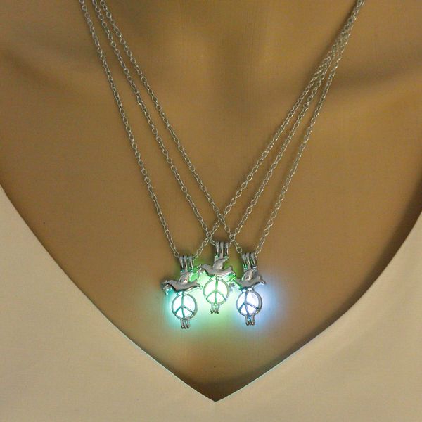 

fashion glowing pendant necklace women bird glow in the dark necklace animal luminous decoration jewellery, Silver