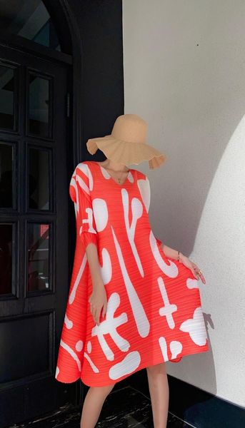 

dress fashion vintage print half sleeve v-neck, Black;gray