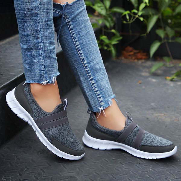 Neueste Damen Herren Trainer Sport Laufschuhe Grau Schwarz Blau Rot Weiß Sunmmer Flache Läufer Sneakers mit dicken Sohlen Code: 12-7696