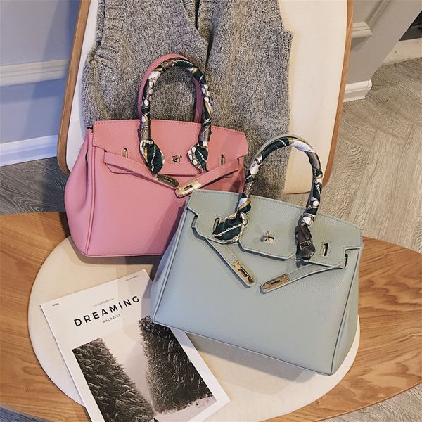 

purse black friday women's new lock portable women's litchi pattern single shoulder diagonal bag
