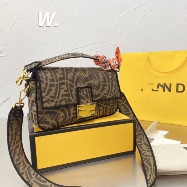 

women's bag 2021 new french stick women's one shoulder messenger crossbody bag ysj