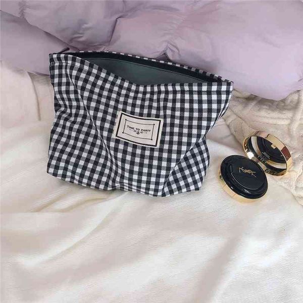 

makeup bag plaid women travel toiletry bag large cosmetic pouch necesserie make up organizer canvas beauty case storage