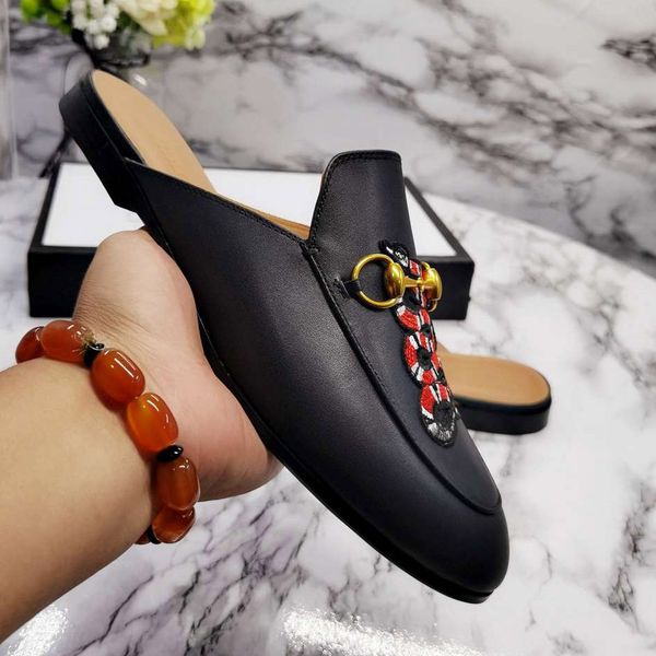 

2022 leather slippers women desginer slipper wool womens men princetown loafers classic metal buckle embroidery sandals leather shoes half p, Black