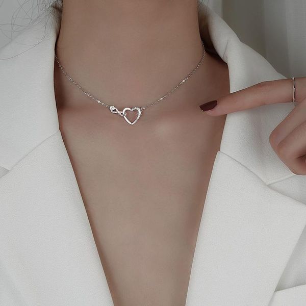 

chains spring and summer fashion style classic pendant ladies heart-shaped elegant clavicle necklace jewelry wholesale, Silver
