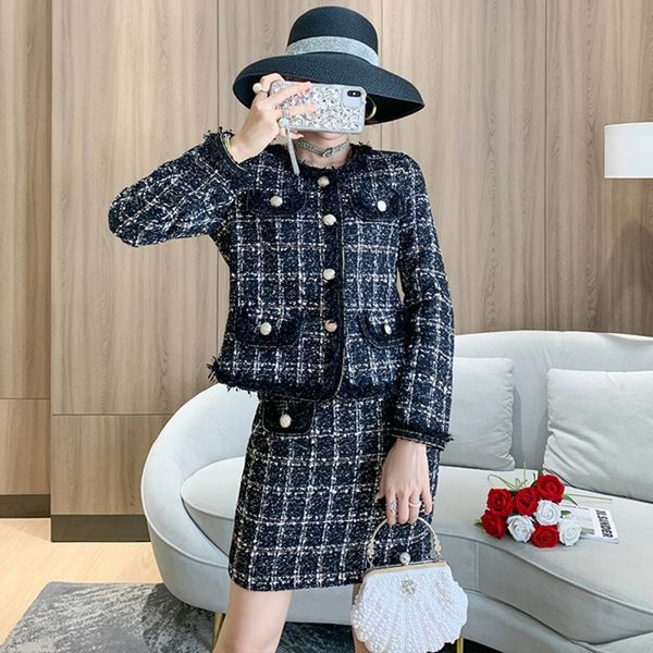 

runway autumn winter women woolen tweed 2 piece set elegant single breasted plaid jacket coat + hight waist mini short skirt set 210514, White