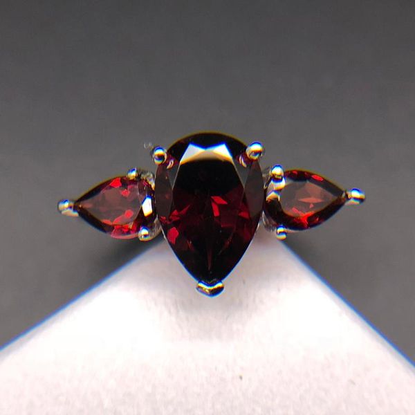 

cluster rings natural gemstone garnet ring 925 sterling silver simple and elegant design fashion jewelry for girl lady daily wear, Golden;silver