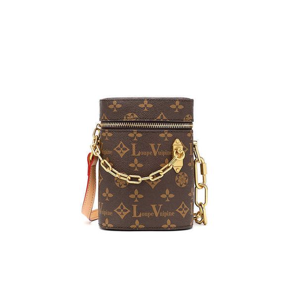 

cigarette case bag 2021 women's single shoulder messenger bag mini chain mobile phone small printed