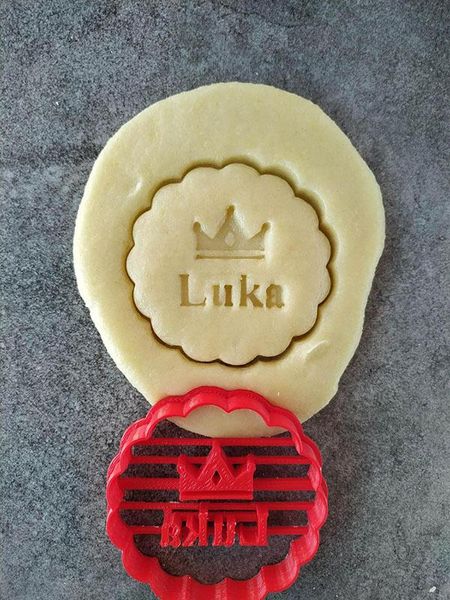

baking moulds prince's crown coin taker - cannele customizable with first name