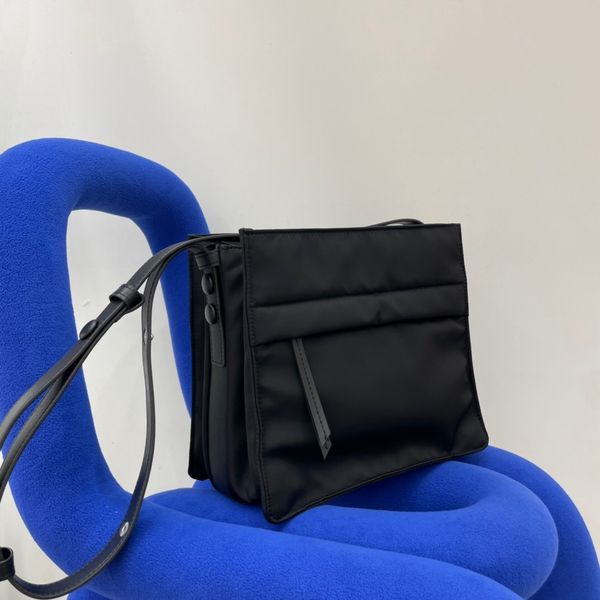 

70% factory store net red capacity female 2021 nylon medieval bag versatile one shoulder messenger tote shopping bag