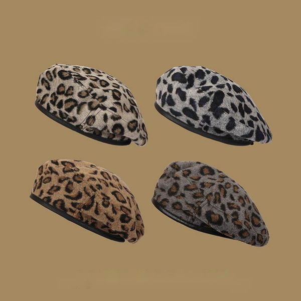 Berretto autunno-primavera con stampa leopardata Versione coreana Cappello da pittore per studenti per tutte le partite Cappello invernale ottagonale alla moda britannico