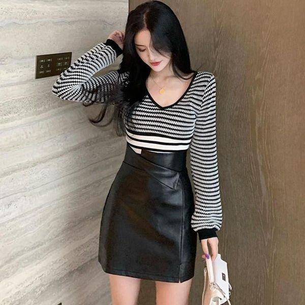 

skirts 2021 spring autumn women skirt sense of design split lrregular leather high waist show thin buttocks all-match fashion, Black