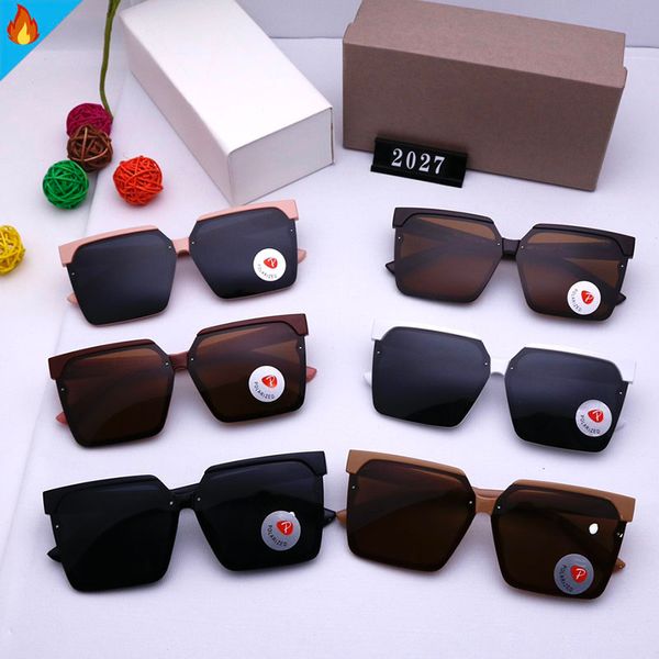 

2021 womens designers sunglasses fashion women designer sunglasses luxurys holidays sun big glasses woman eyewear sunglass street stlyes, White;black