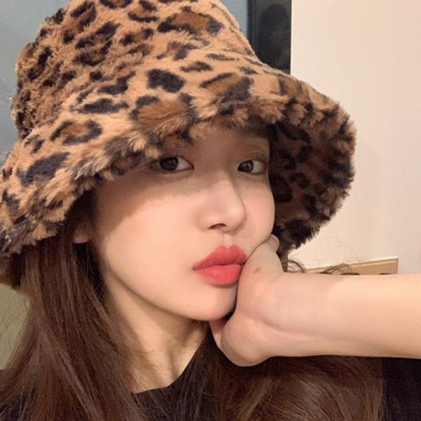 

wide brim hats women winter cow leopard faux fur fluffy bucket outdoor warm sun hat soft velvet furry fisherman cap girl fashion panama, Blue;gray