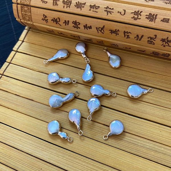 

charms natural freshwater shell pendant white irregular gourd shape jewelry diy bead necklace bracelet creation components wholesale, Bronze;silver