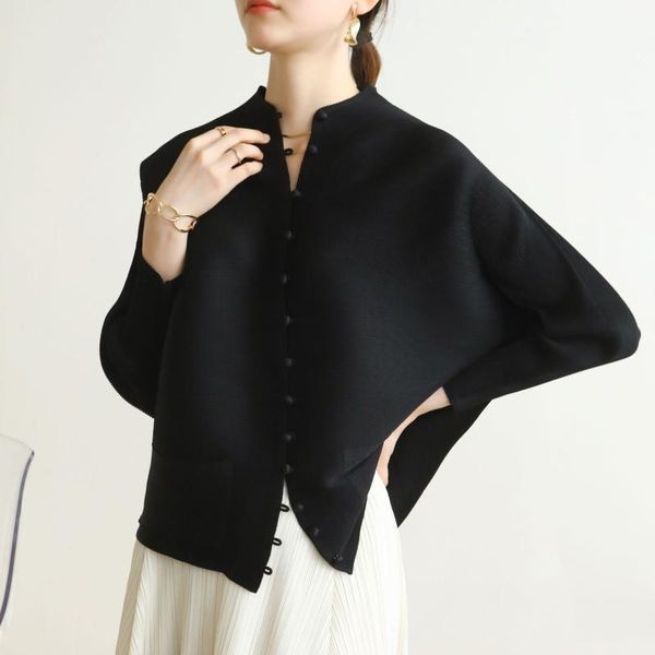 

women's jackets 2021 autumn fashion stand-up collar long-sleeved large loose single-breasted casual miyake pleated basic folda tees, Black;brown