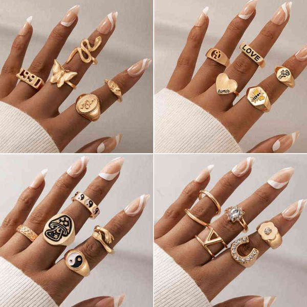 

vintage punk heart ring set for women retro gothic ancient gold silver color flower butterfly finger rings jewelry g1125, Slivery;golden